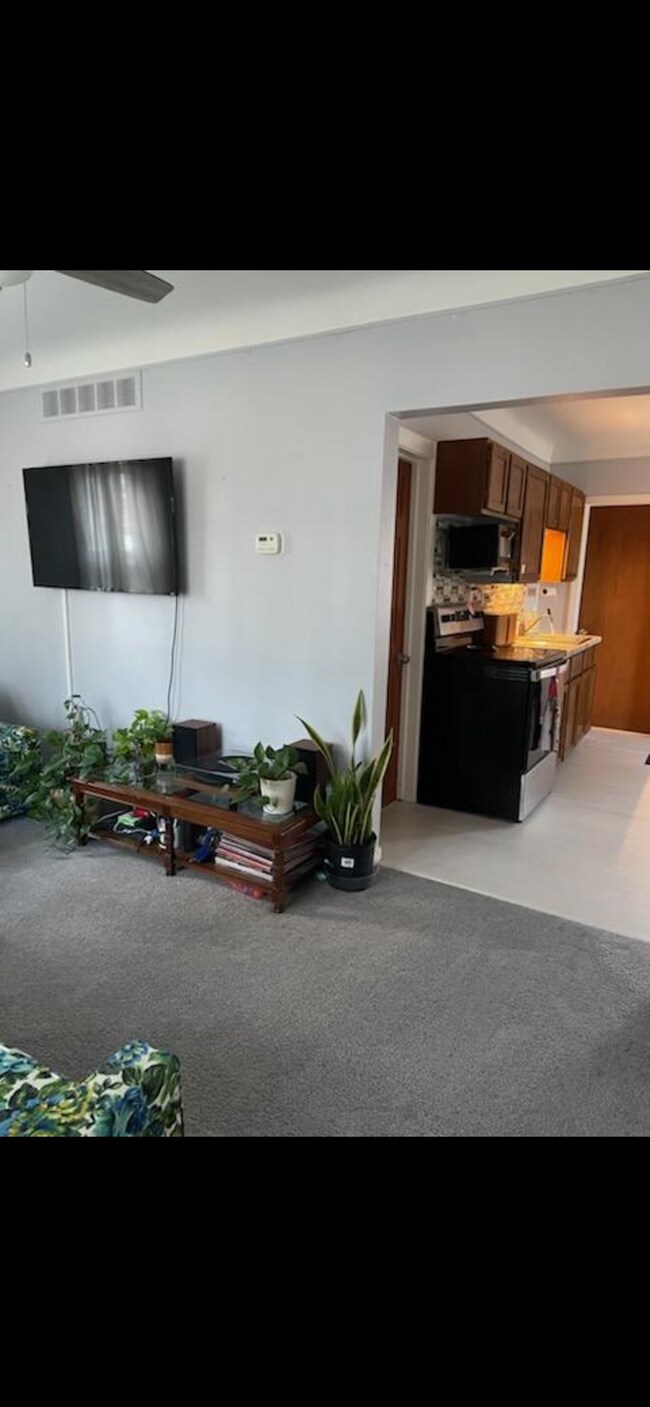 Photo - 21708 E 10 Mile Rd