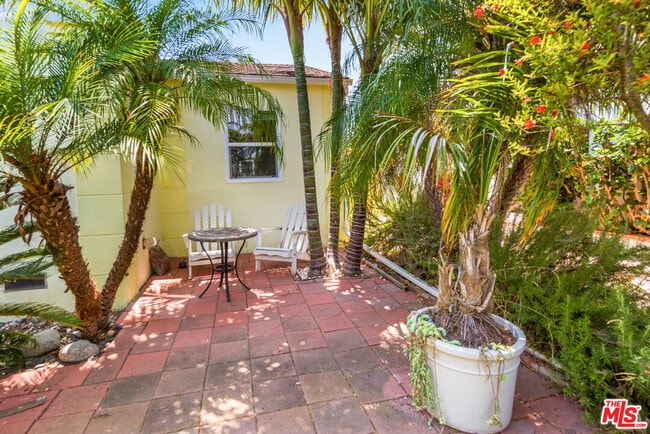 Photo - 6506 W 82nd St