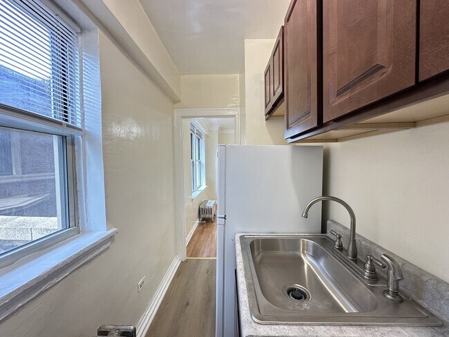 Photo - 4521 Malden St Unit 602