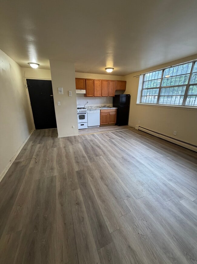 Photo - 76 E Park St Unidad 8