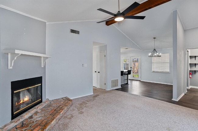 Photo - "Charming 3-Bedroom Home with Cozy Fireplace in Bossier City"