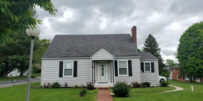 Chatham Hill Home - Chatham Hill Home