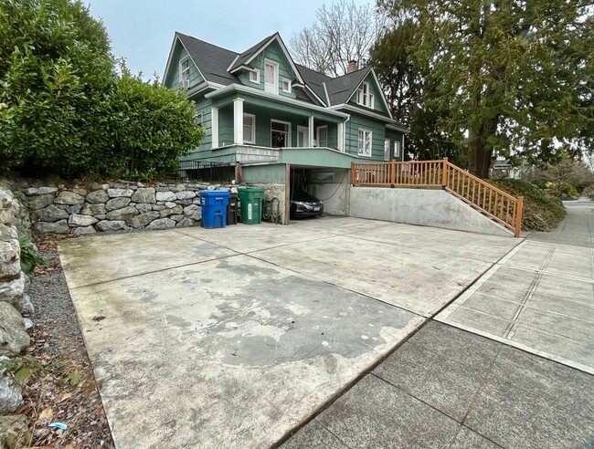 Photo - Charming Green Lake Seattle Home