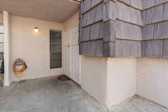 Photo - 3925 Cambridge St Unit #2