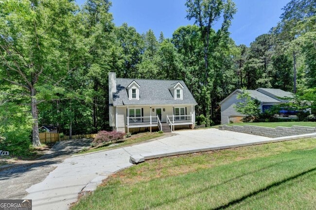 Photo - 1530 Plunketts Rd
