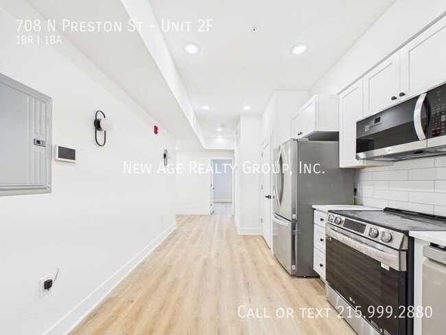 Photo - 708 N Preston St Unidad 2F