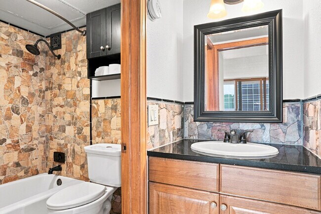 Photo - $1,495.95 - 1 Bed, 1 Bath Condo in Downtown Denver with Central AC, and Building amenities. Unit #34D