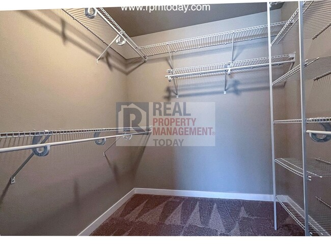 Building Photo - Vincent - 1539-1541 (Rainier Group) Unit 1541