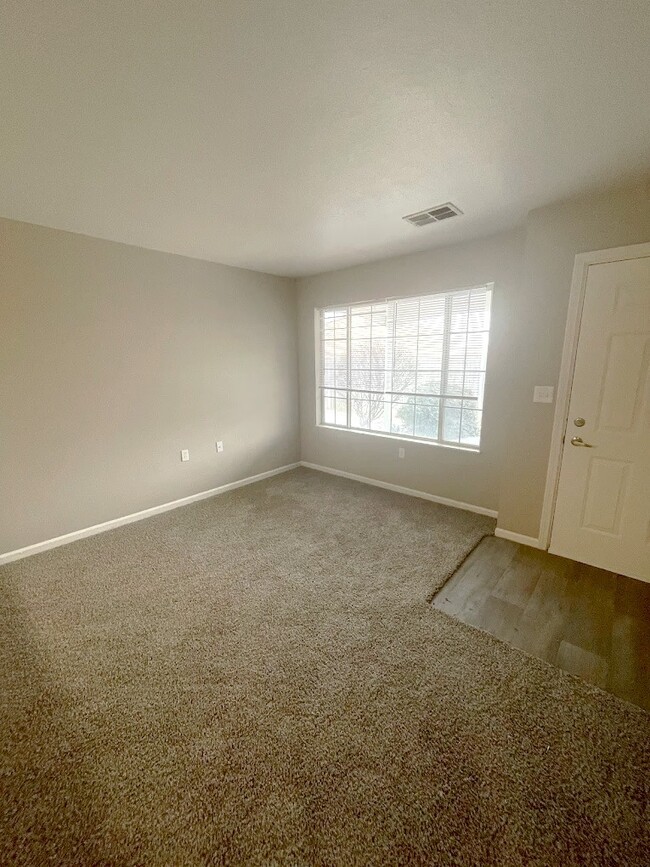 North Ridge Apartments