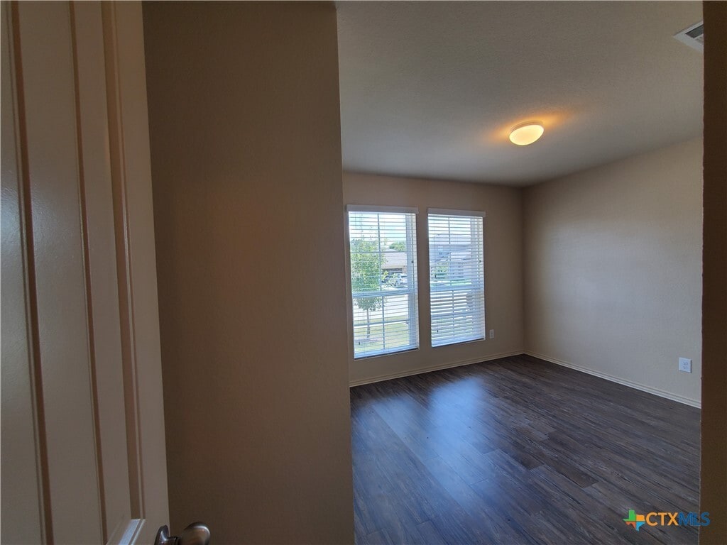 Photo - 1536 Gateshead Dr