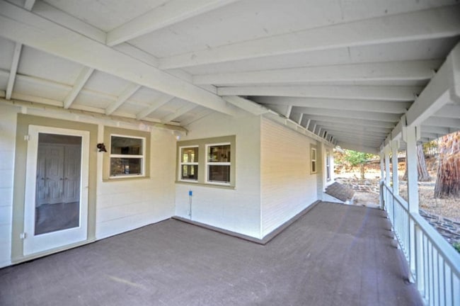 Building Photo - 89 Elm St Unit A Rental