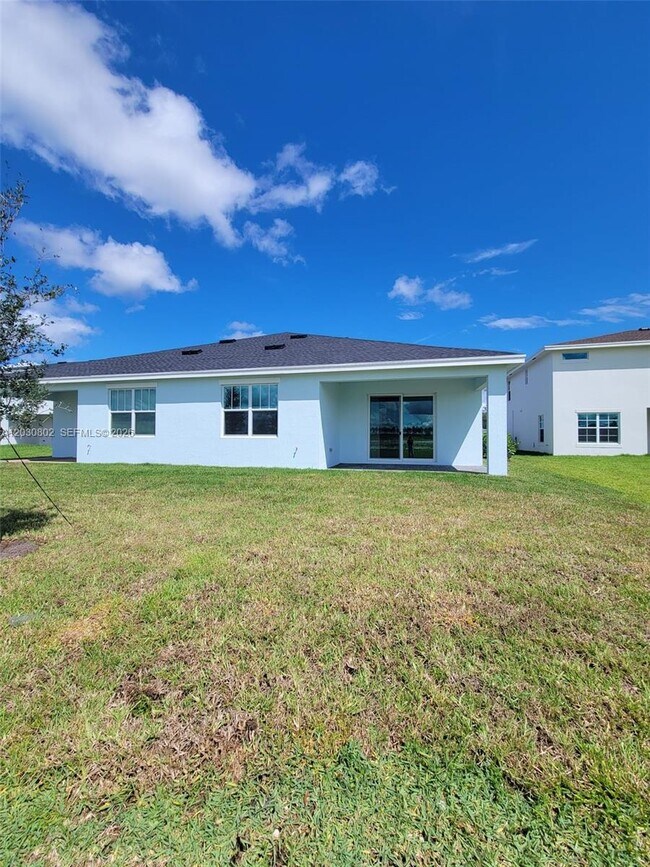 Photo - 1689 Whistlegrass Ln