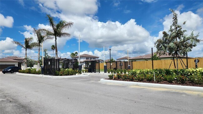 Photo - 2965 SE 23rd Ave