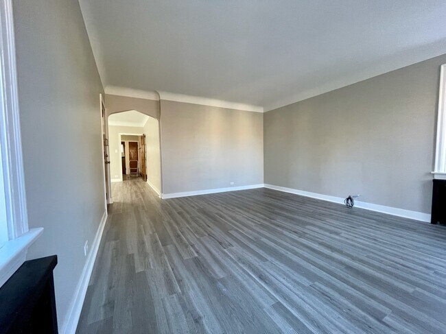 Living Room - 1630 Oak Park Ave