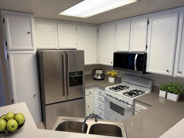 Photo - 11861 Spruce Run Dr Unit A