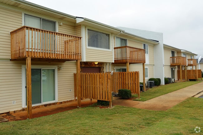 Shadowood Apartments