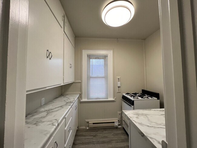 Photo - 724 6th Ave N Unit 5