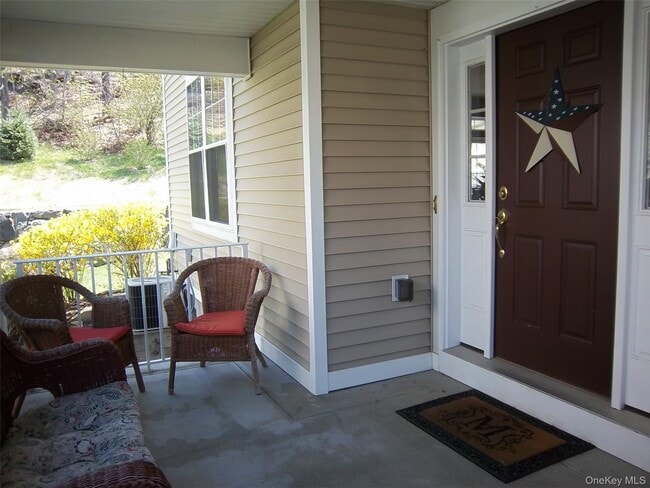 Photo - 36 Briarbrook Dr