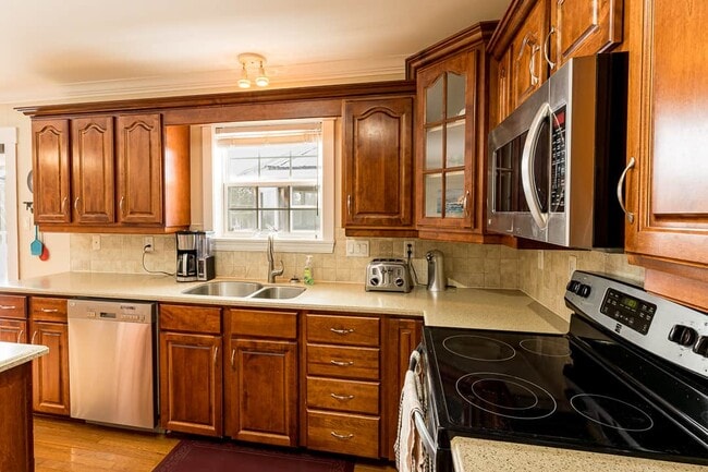 434 E Bideford Rd