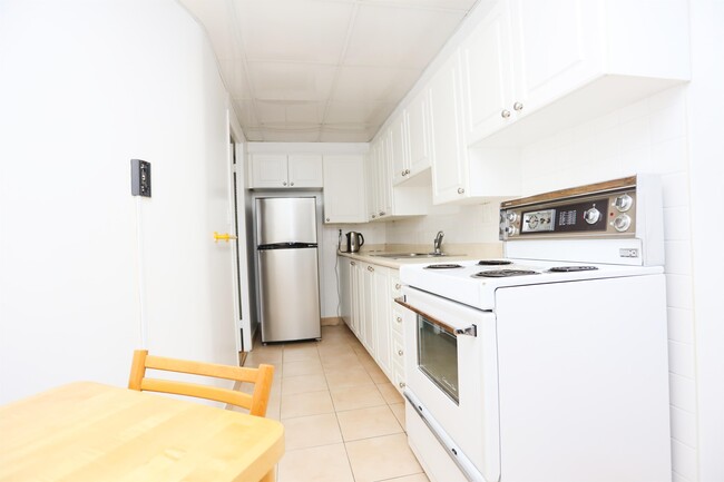 Photo - 11 Wincott Dr