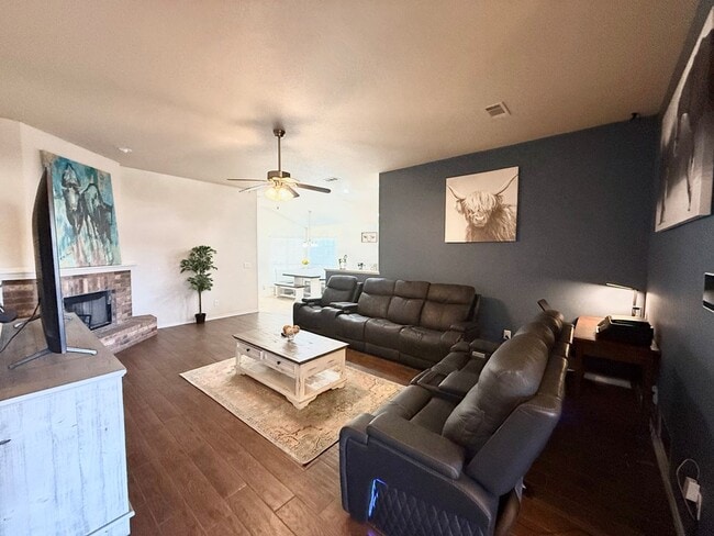 Photo - 9915 Lamar Ave