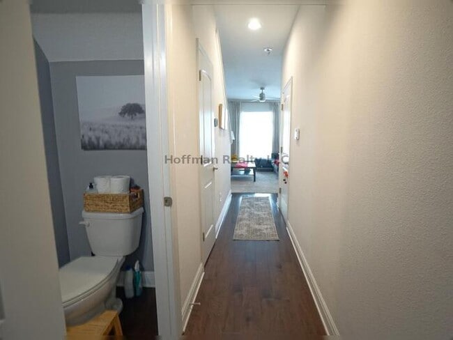 Photo - Luxury 2-Story Townhouse for Rent ? 3 Bed ...