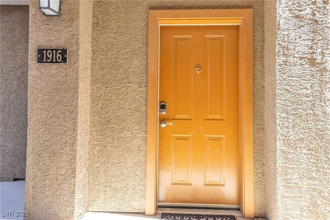 Building Photo - 2900 Sunridge Heights Pkwy Unit 1916 Rental