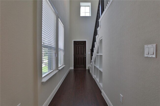 10606 Turnbull Loop Unidad 27