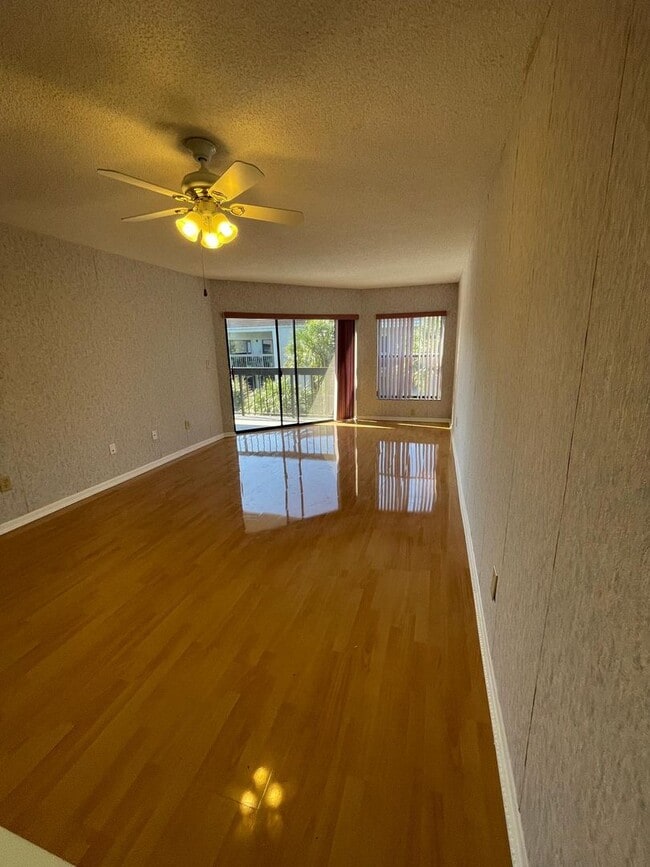 Photo - Calusa 403DN Unit 403DN