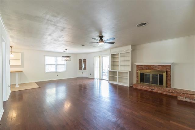 Photo - 2101 Elmwood Dr