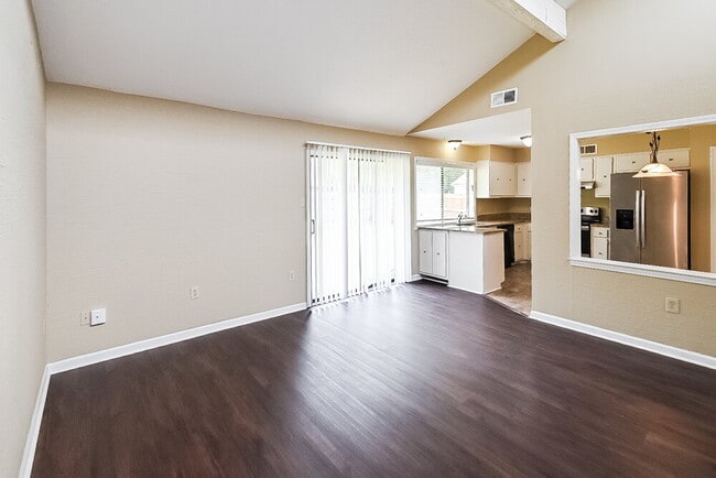 Photo - 7914 Terry Franklin Dr