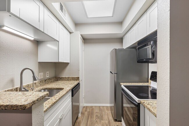 Photo - Alamo Heights Condo