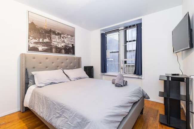 Building Photo - 340e E 93rd St Rental