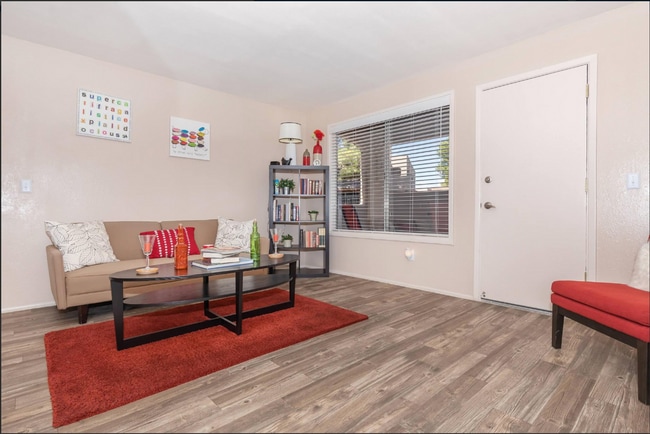 Photo - College Town Tucson