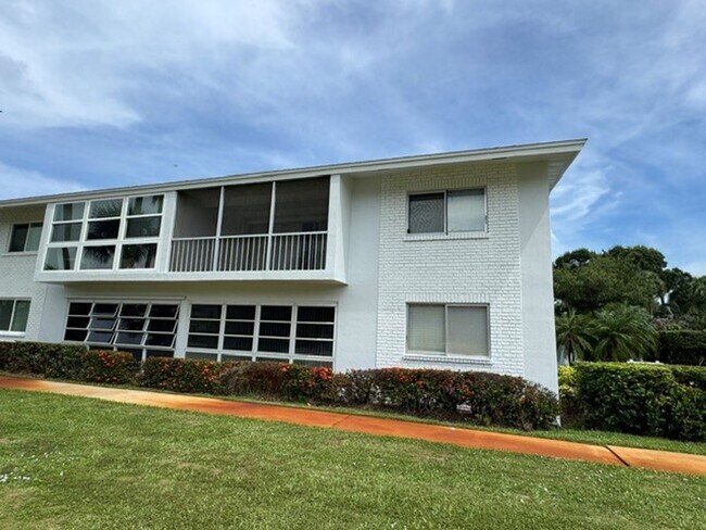 600 Royal Palm Blvd Unit 9A