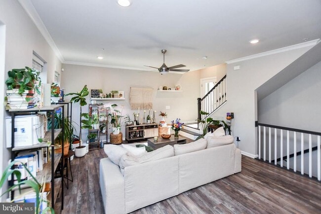 Photo - 5692 Stephanie Tessa Way