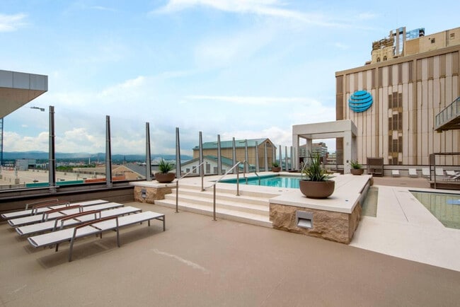 Photo - 1515 Champa St Unidad ID1013128P