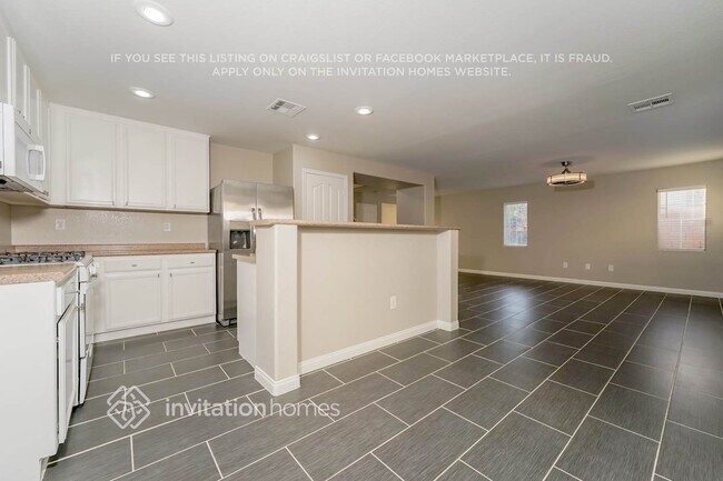 Photo - 36 Rainbow Draw Ave