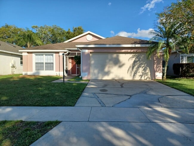 Building Photo - 464 Short Pine Cir