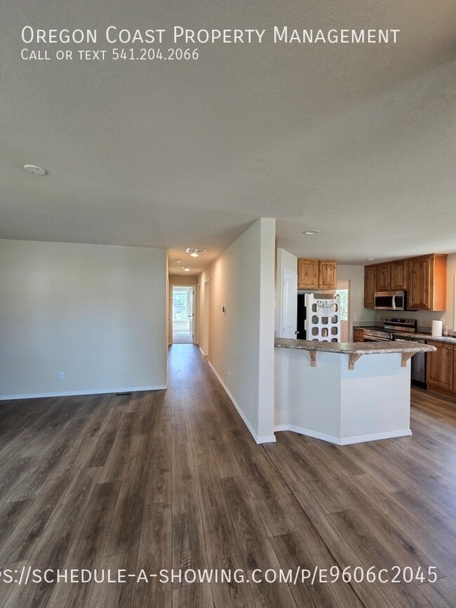 Photo - 220 Lorraine St