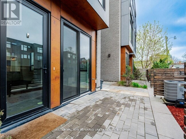 Photo - 33 Achtman Lane