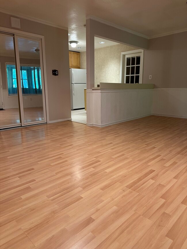 Photo - 111 Amberly Dr Unit D