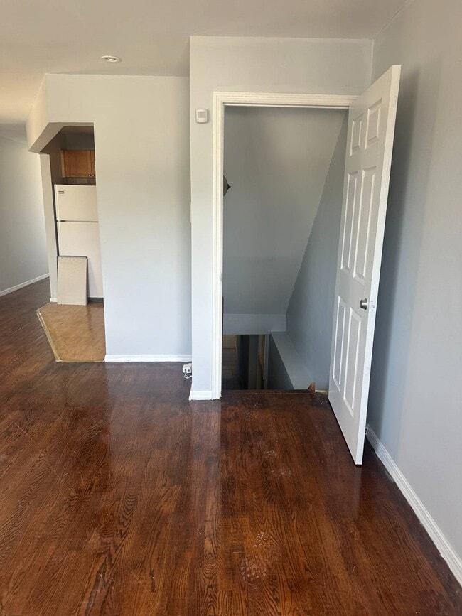 Photo - 108-36 164th Pl