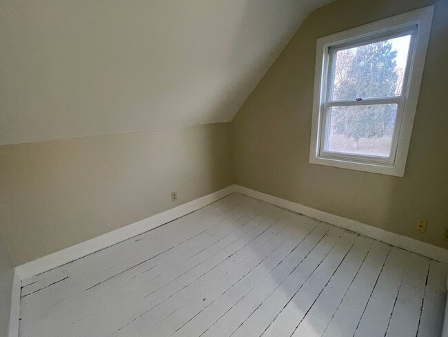 Photo - Vine, 732-734 Unit Vine, 734