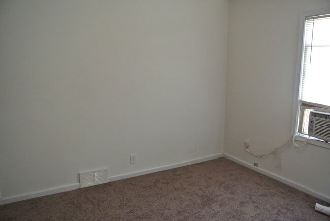 Photo - 2 Bedroom House!