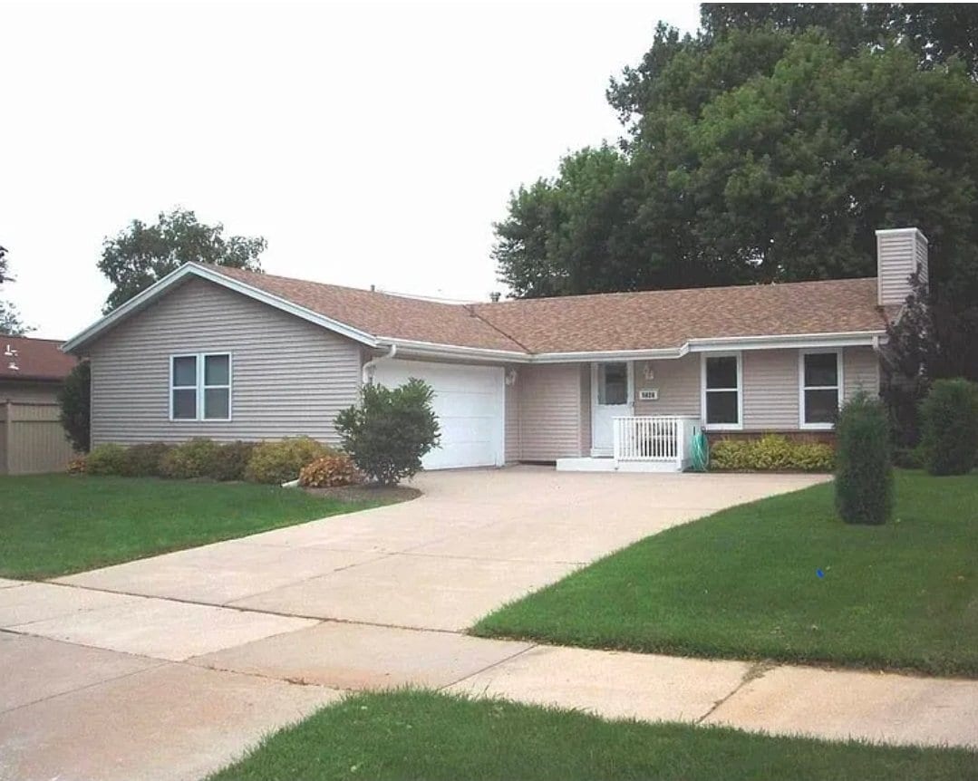 Photo - 1424 Blake Ave