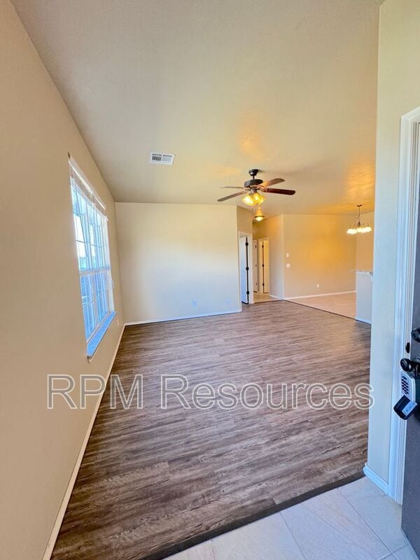 Photo - 167 Bison Ct Way