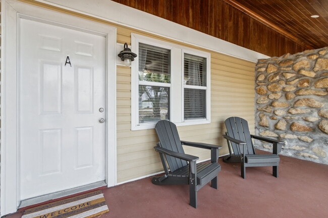 Photo - 1669 S Fletcher Ave