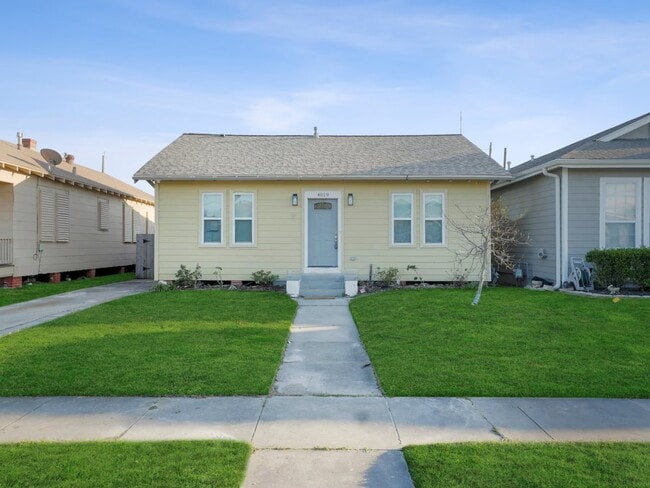 Photo - 4019 Ave S
