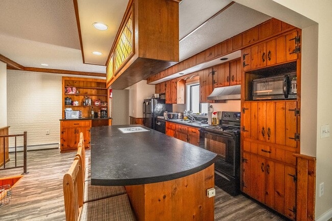 Photo - 12 Hathaway Street